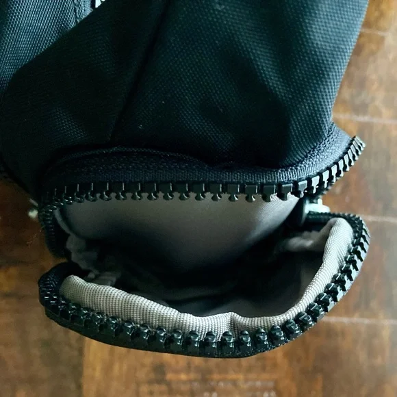 Kipling Rikka Crossbody - Picture 7 of 11